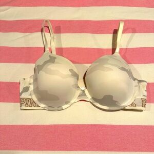 Victoria’s Secret Pink Wear Everywhere Bra